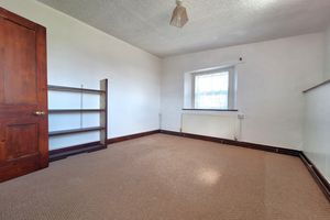 Bedroom - click for photo gallery